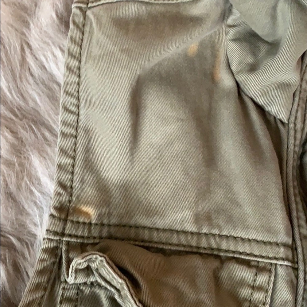 Army Green Vest - Picture 8 of 8